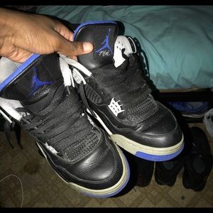 Air Jordan retro 4 alternate Motorsport